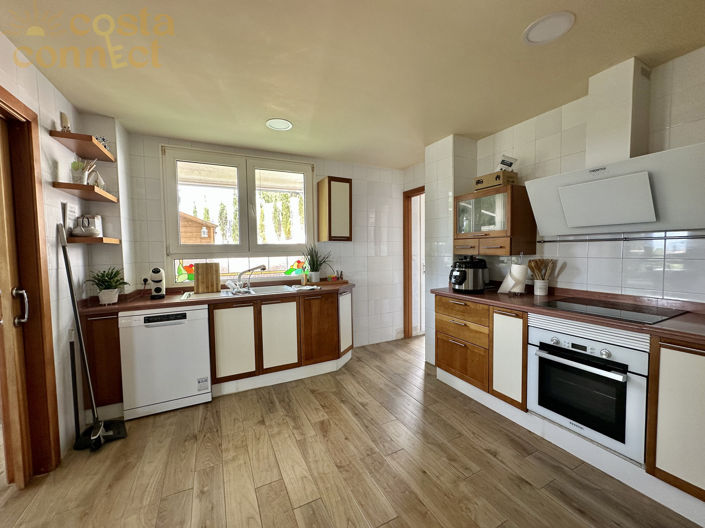 Image No.22-4 Bed Villa for sale