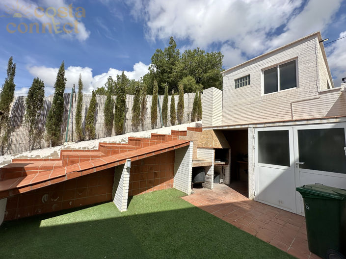 Image No.25-4 Bed Villa for sale