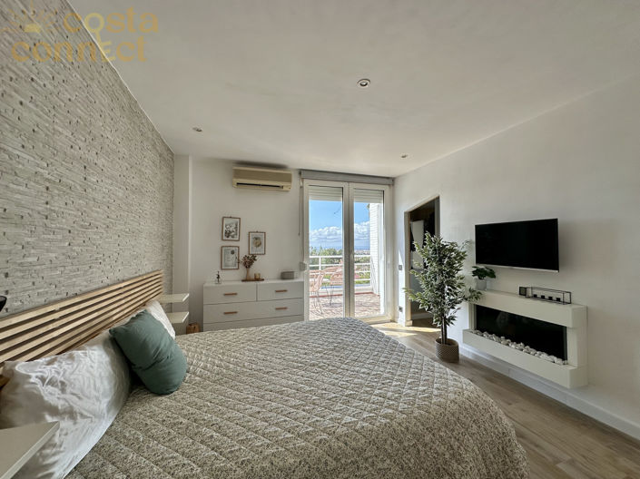 Image No.44-4 Bed Villa for sale