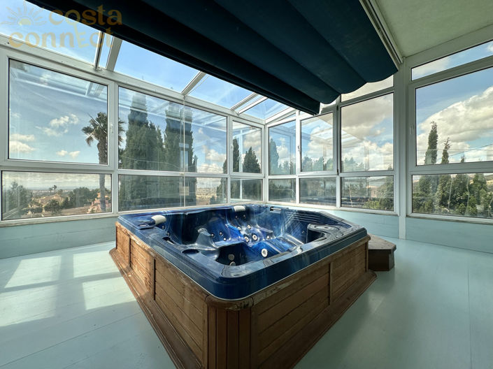 Image No.55-4 Bed Villa for sale