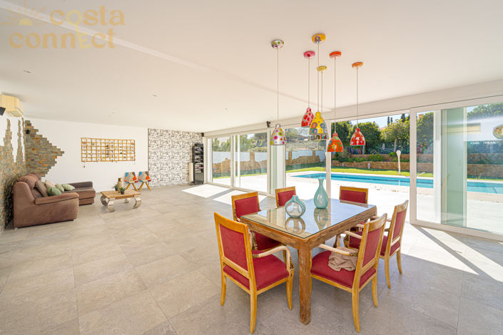 Image No.13-6 Bed Villa for sale