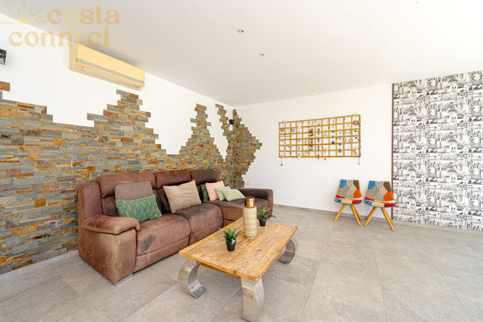 Image No.15-6 Bed Villa for sale