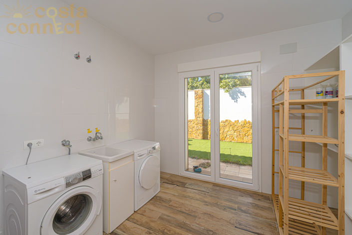 Image No.16-6 Bed Villa for sale