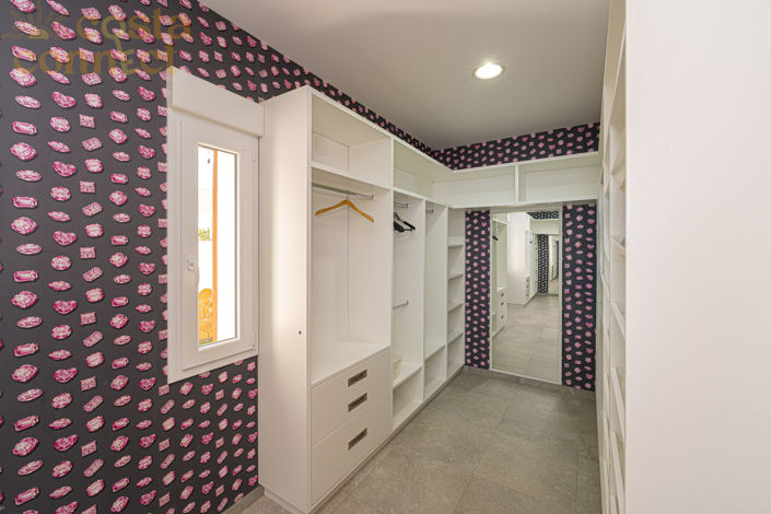 Image No.29-6 Bed Villa for sale