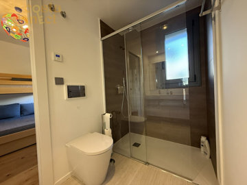 listing975623001306e6cc551500x100081969611419