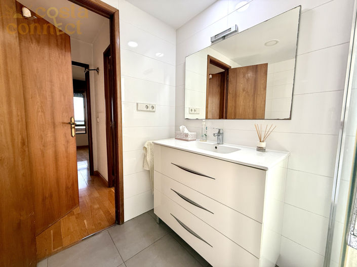 Image No.14-4 Bed Apartment for sale