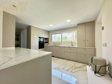 listing9907530095b48d89751500x100081969611419