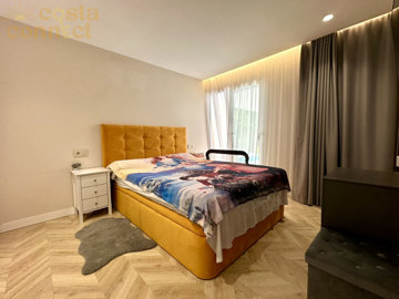 listing9907530098d5d6a9781500x100081969611419