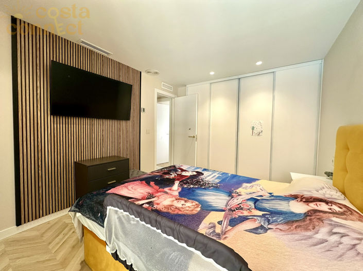 Image No.14-7 Bed Villa for sale