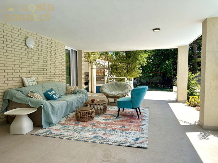 Image No.4-7 Bed Villa for sale