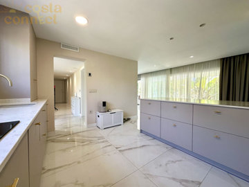 listing9907530094660426171500x100081969611419