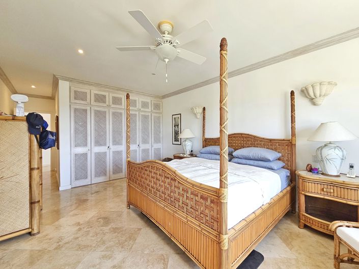 Image No.11-4 Bed Property for sale