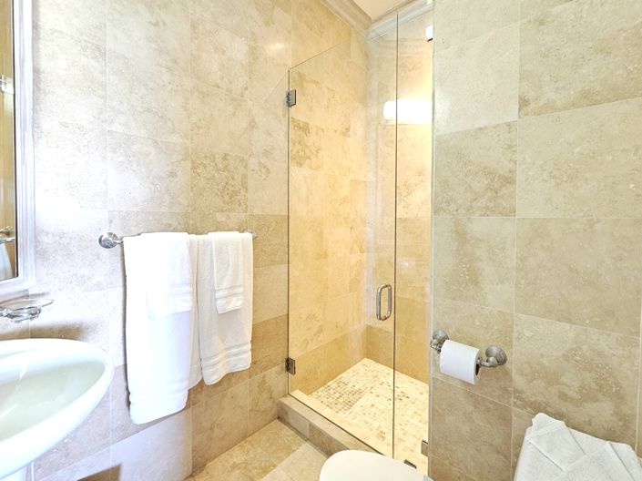 Image No.9-4 Bed Property for sale