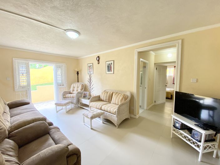 Image No.15-5 Bed Property for sale