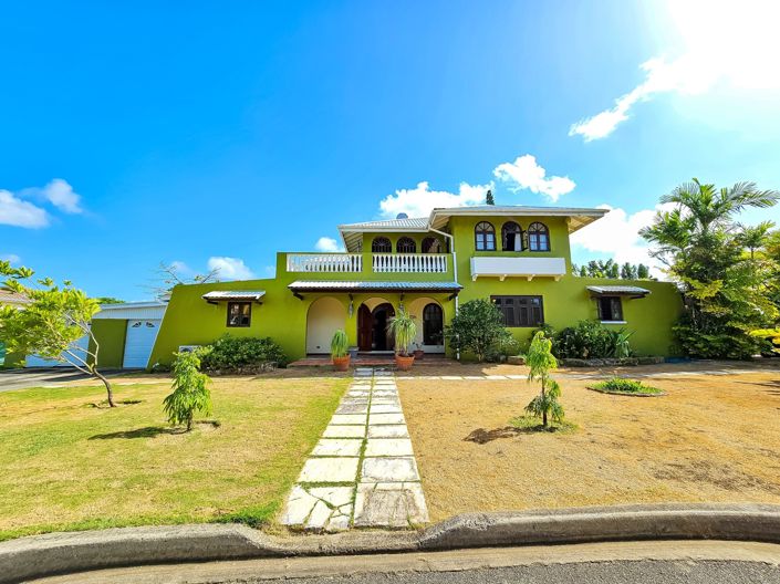 Image No.2-5 Bed Property for sale