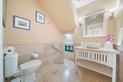 03c1bc68-8f01-47df-a957-40bbefb28612