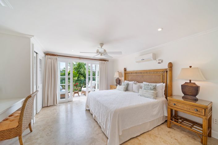 Image No.17-4 Bed Property for sale