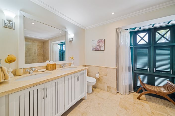 Image No.11-4 Bed Property for sale