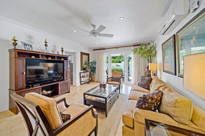 f44828c9-5fe9-4b12-bc2b-c7198c653f94