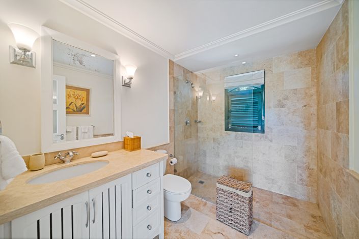 Image No.5-4 Bed Property for sale