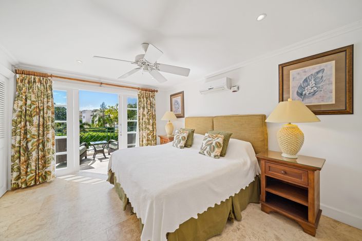 Image No.8-4 Bed Property for sale