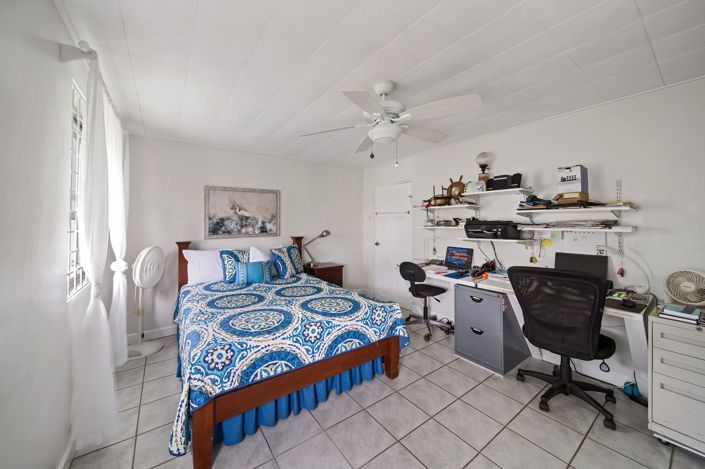 Image No.24-Propriété de 4 chambres à vendre à Christ Church