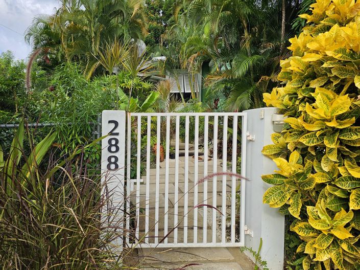 Image No.21-4 Bed Property for sale