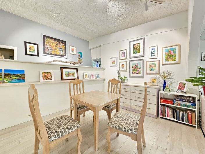 Image No.4-4 Bed Property for sale