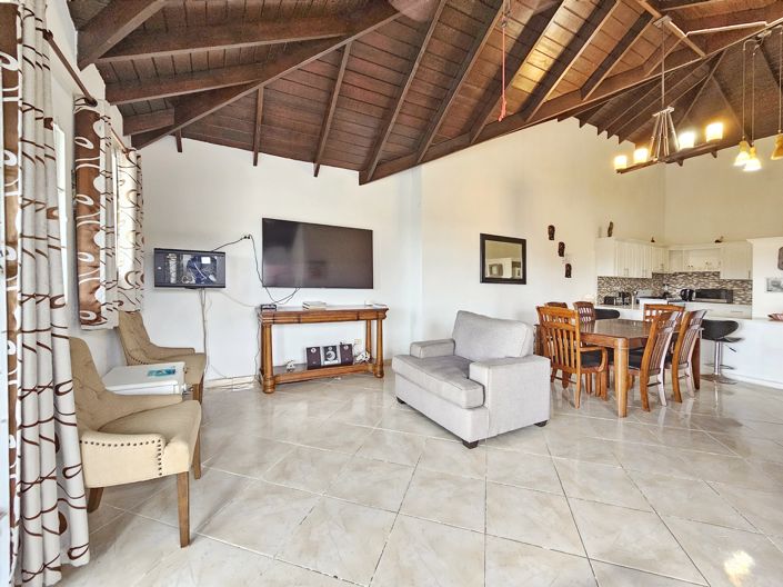 Image No.3-9 Bed Property for sale