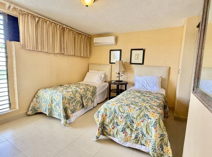 Image No.9-2 Bed Property for sale