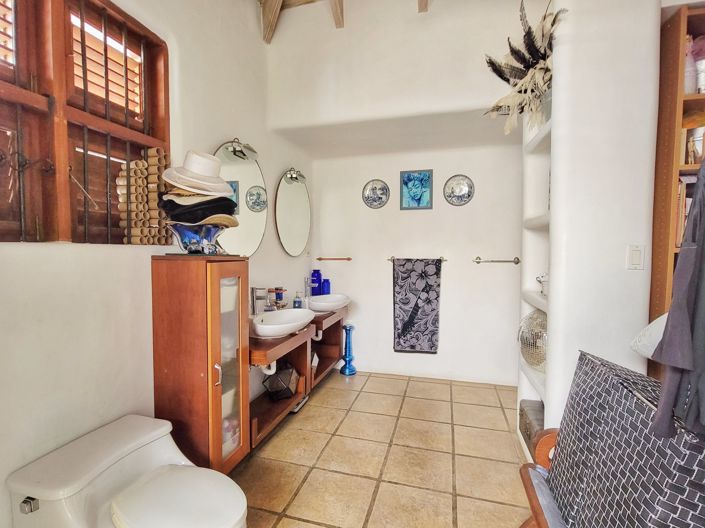 Image No.11-4 Bed House for sale