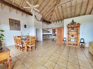 ae7fe30c-1d0b-4365-8c03-69cda1fa5c3a