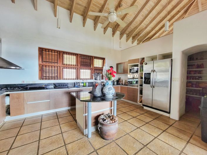 Image No.6-4 Bed House for sale