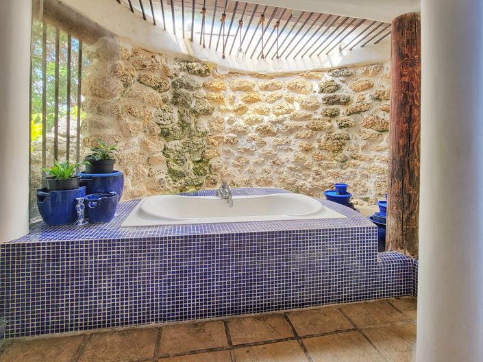 Image No.9-4 Bed House for sale