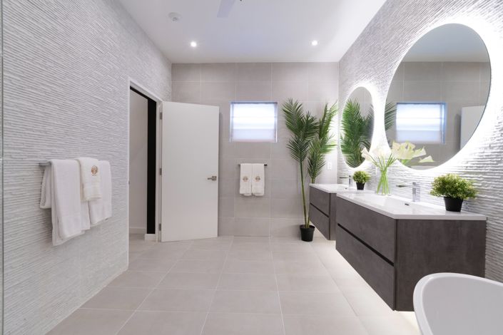 Image No.16-5 Bed House for sale