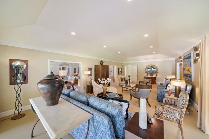 Image No.22-5 Bed House for sale