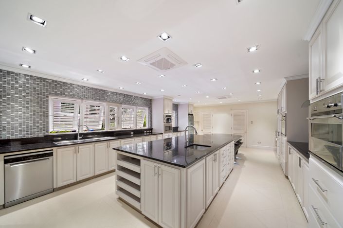 Image No.27-5 Bed House for sale