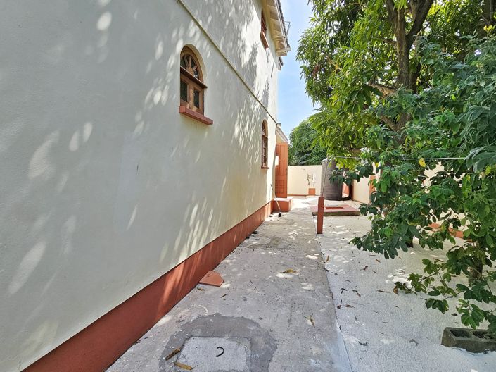 Image No.16-5 Bed House for sale