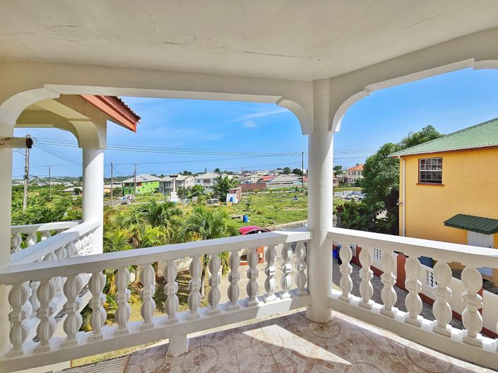 Image No.17-5 Bed House for sale