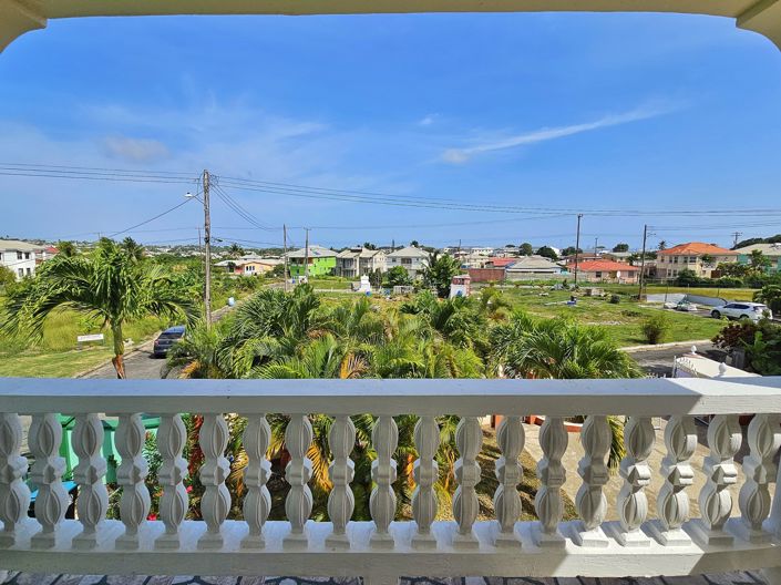 Image No.18-5 Bed House for sale