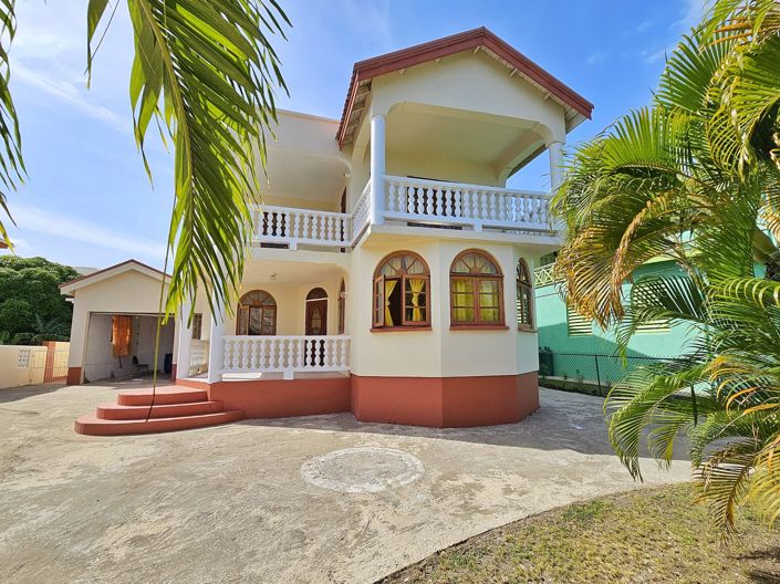 Image No.20-5 Bed House for sale