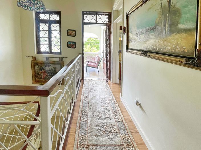 Image No.21-4 Bed House for sale