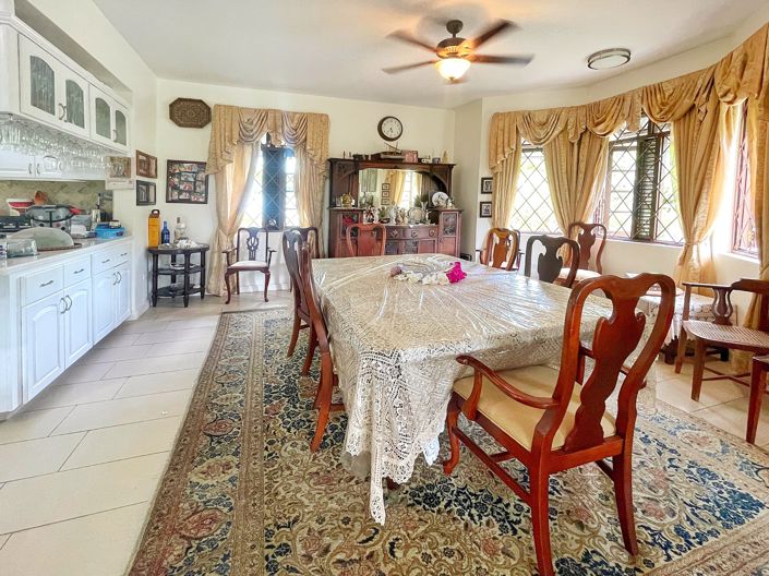 Image No.4-4 Bed House for sale