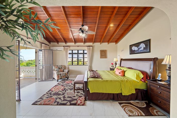 Image No.25-6 Bed House for sale