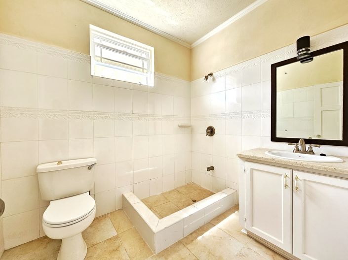 Image No.14-5 Bed House for sale