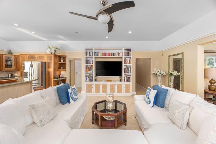 Image No.11-4 Bed Property for sale