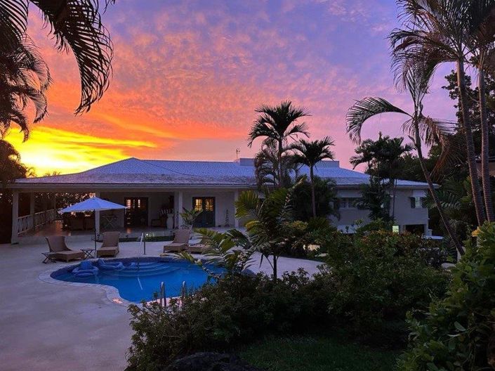 Image No.19-4 Bed Property for sale