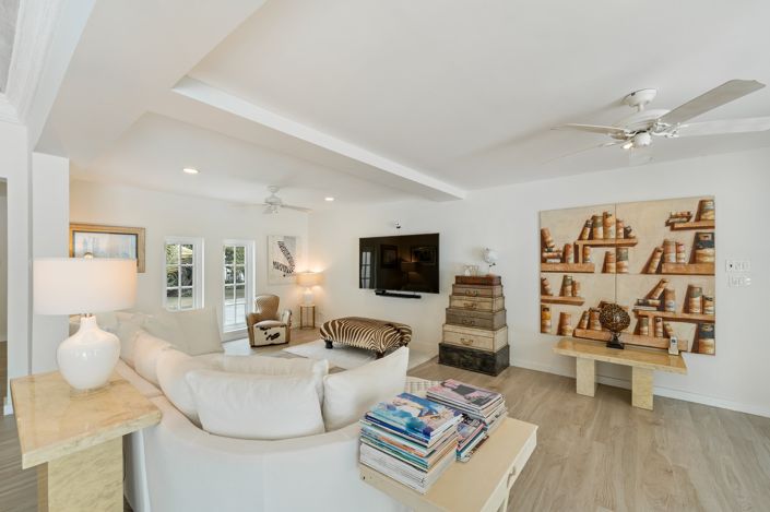 Image No.11-4 Bed Property for sale