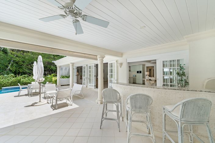 Image No.17-4 Bed Property for sale