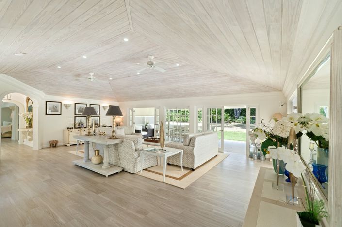 Image No.2-4 Bed Property for sale